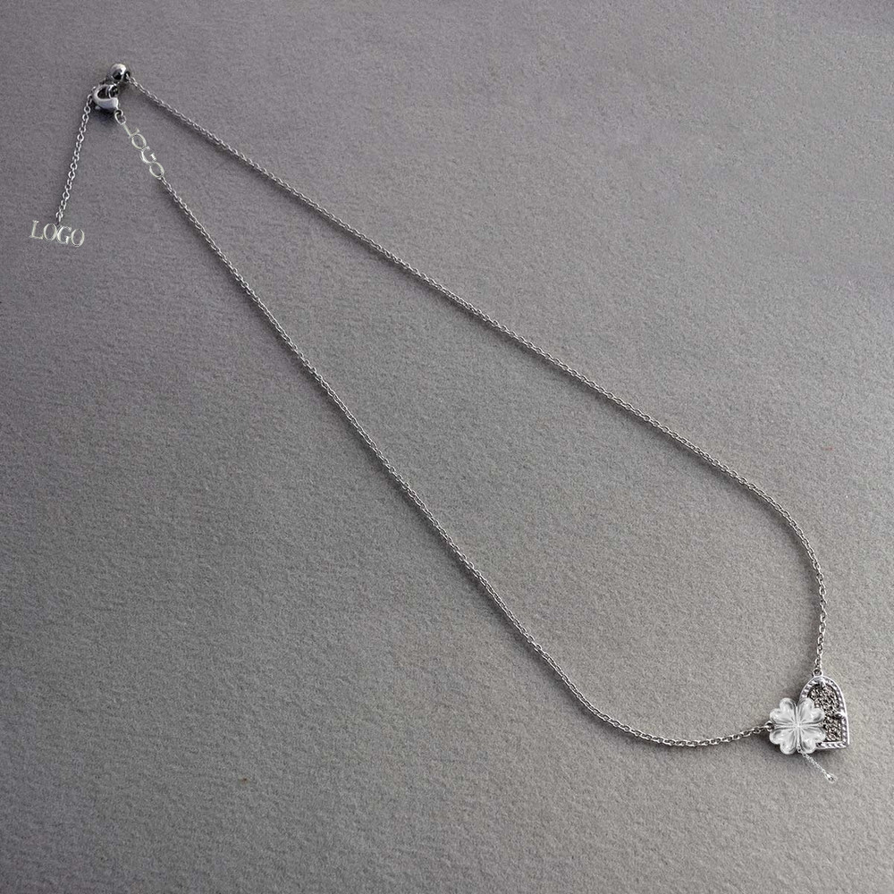 Kendra Scott Heart Shaped Choker Necklace Adjustable